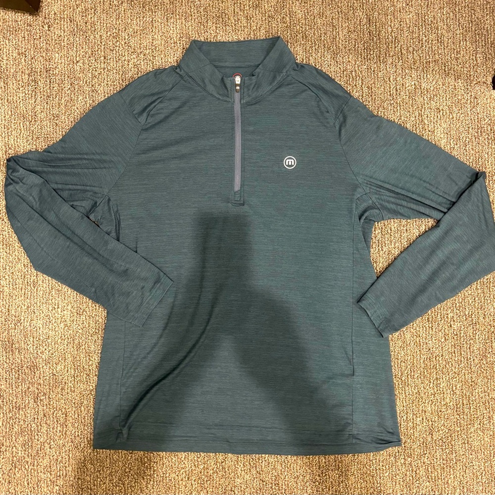 Travis Mathew golf quarter zip. Size XXL.